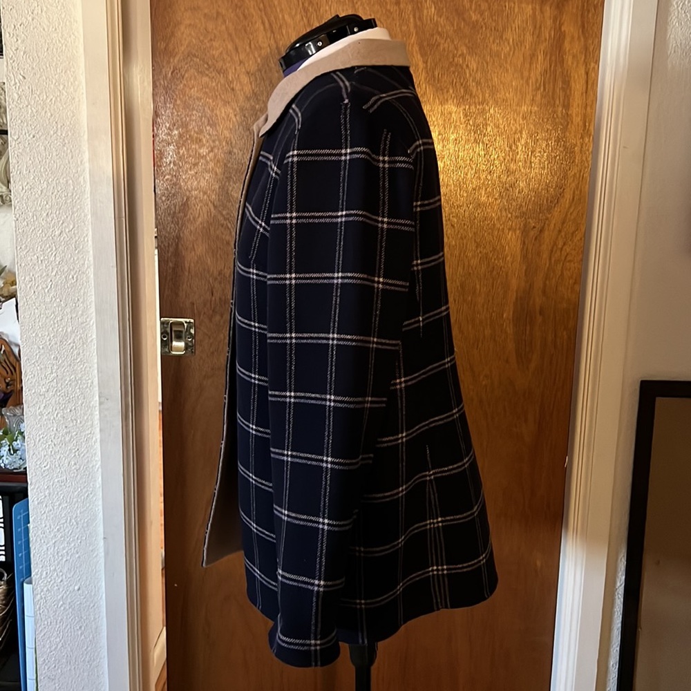 Woman’s Pendleton Jacket - image 2